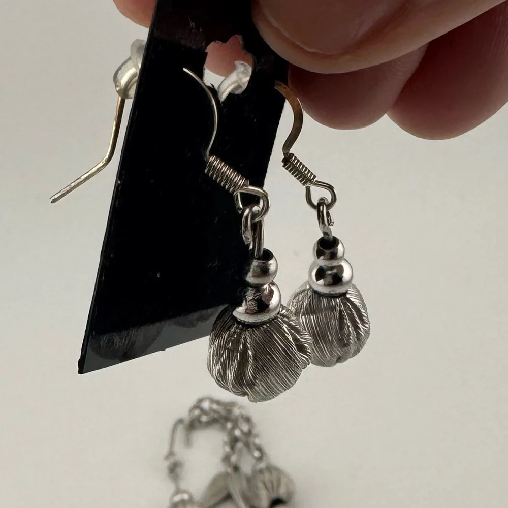 Whiting and Davis Vintage Brushed Silver Bead‎ Necklace And Earring Set